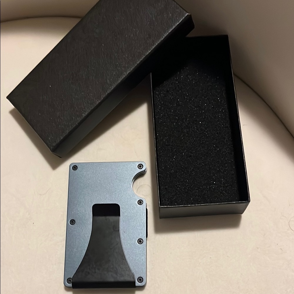 Sleek Minimalist Metal Wallet with Box